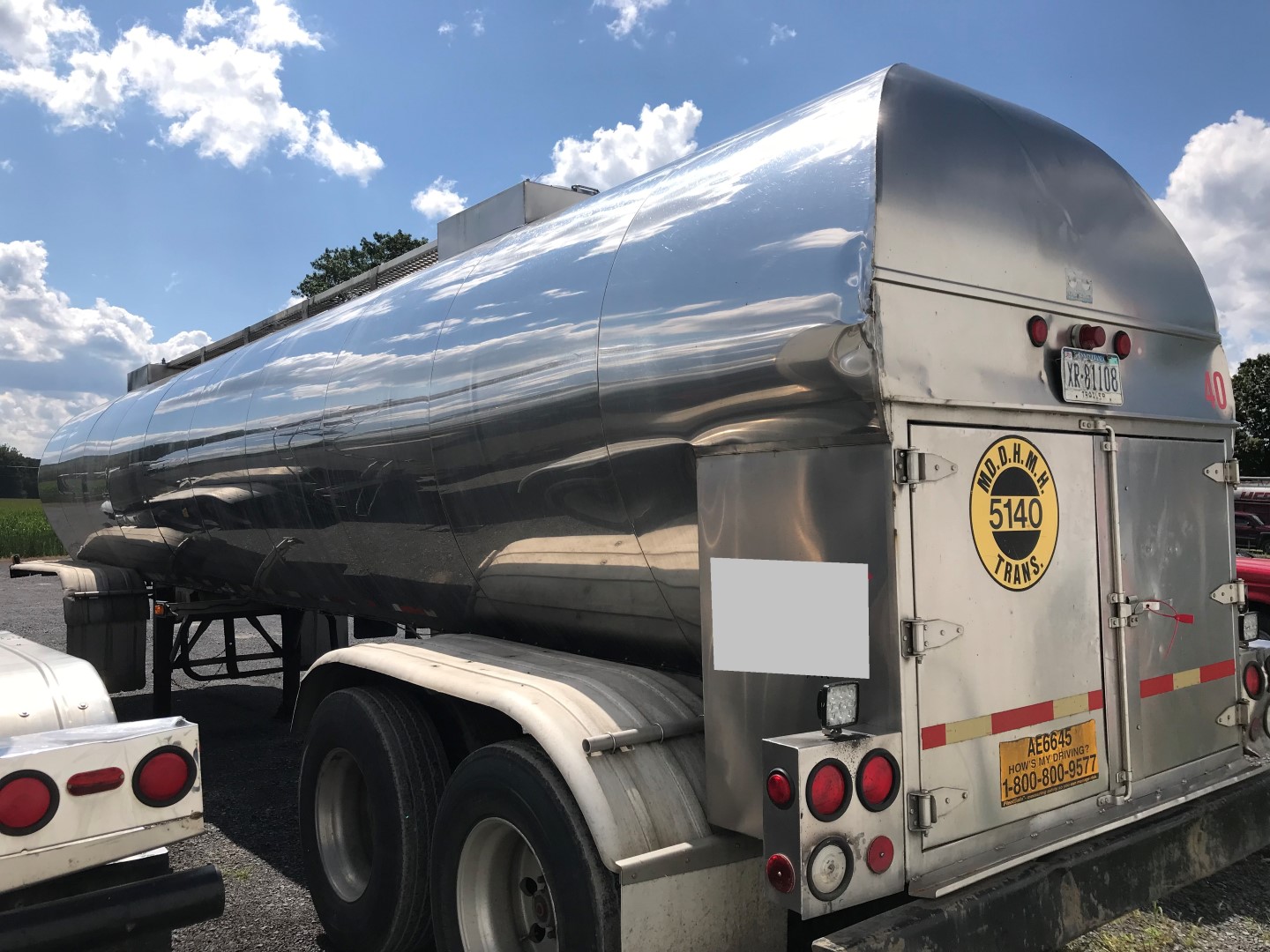 1992 Bar-Bel 6000 Gallon 2-Compartment | Dry Bulk and Liquid Tank ...